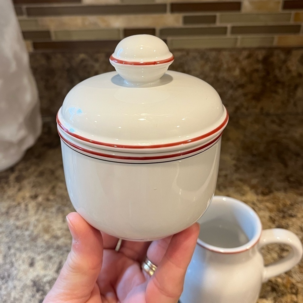 Villeroy & Boch Luxembourg Creamer and Sugar Dish. Depuis Pattern #1748 - Picture 9 of 11
